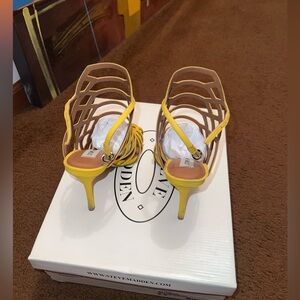 Steve Madden Suede Heels